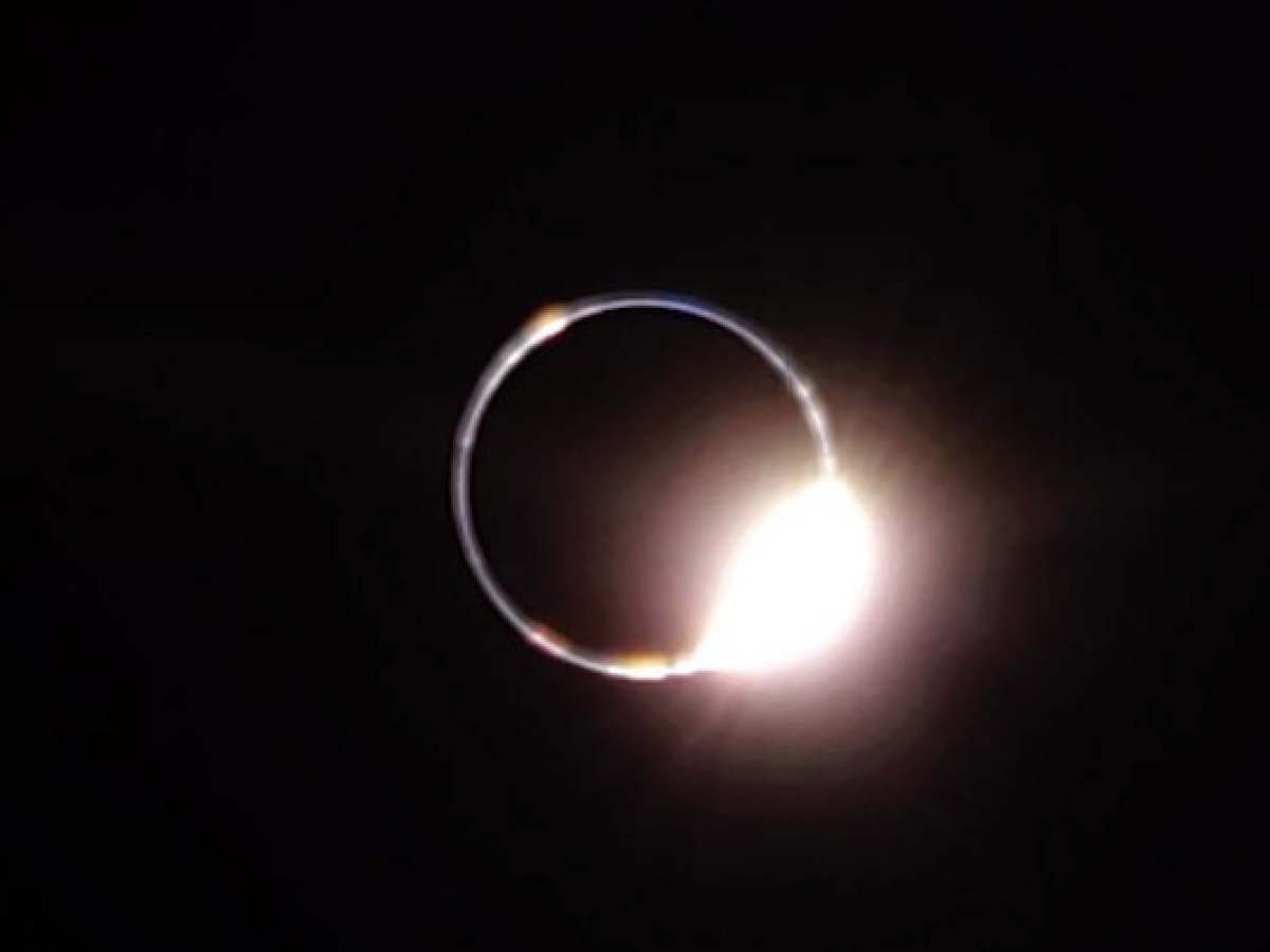 Blue Ghost Captures Haunting Lunar Eclipse as Earth Shadows Sun from the Moon’s Surface