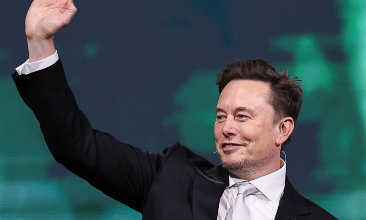 Elon Musk Scales Back Political Spending After Record Donations to Trump Campaign